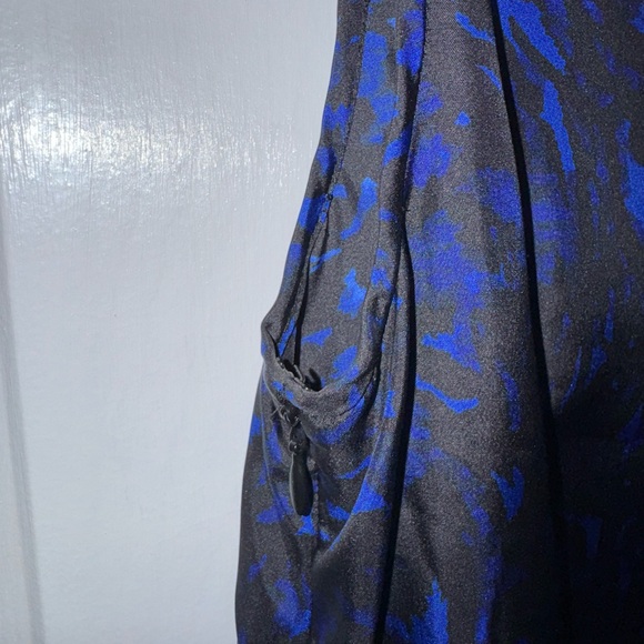 J. CREW Black and Blue Ruffle Neck Sleeveless Top - Picture 5 of 5